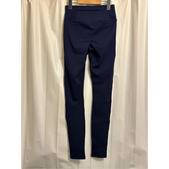 NWT - Fabletics Run Anywhere Motion365 HW 7/8 Legging - Small - Picture 10 of 16